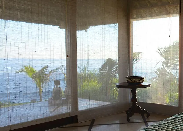 Bahagia * Nusa Lembongan